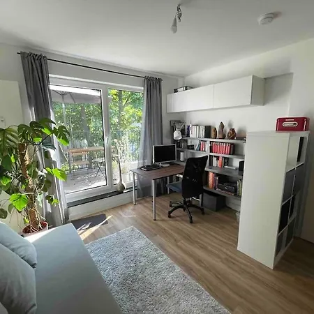 Modern Roof Terrace Apartment Düsseldorf