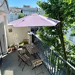 Modern Roof Terrace Apartment
