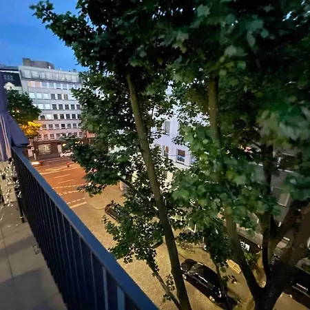 Modern Roof Terrace * Dusseldorf