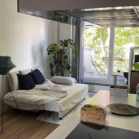 Modern Roof Terrace Apartment